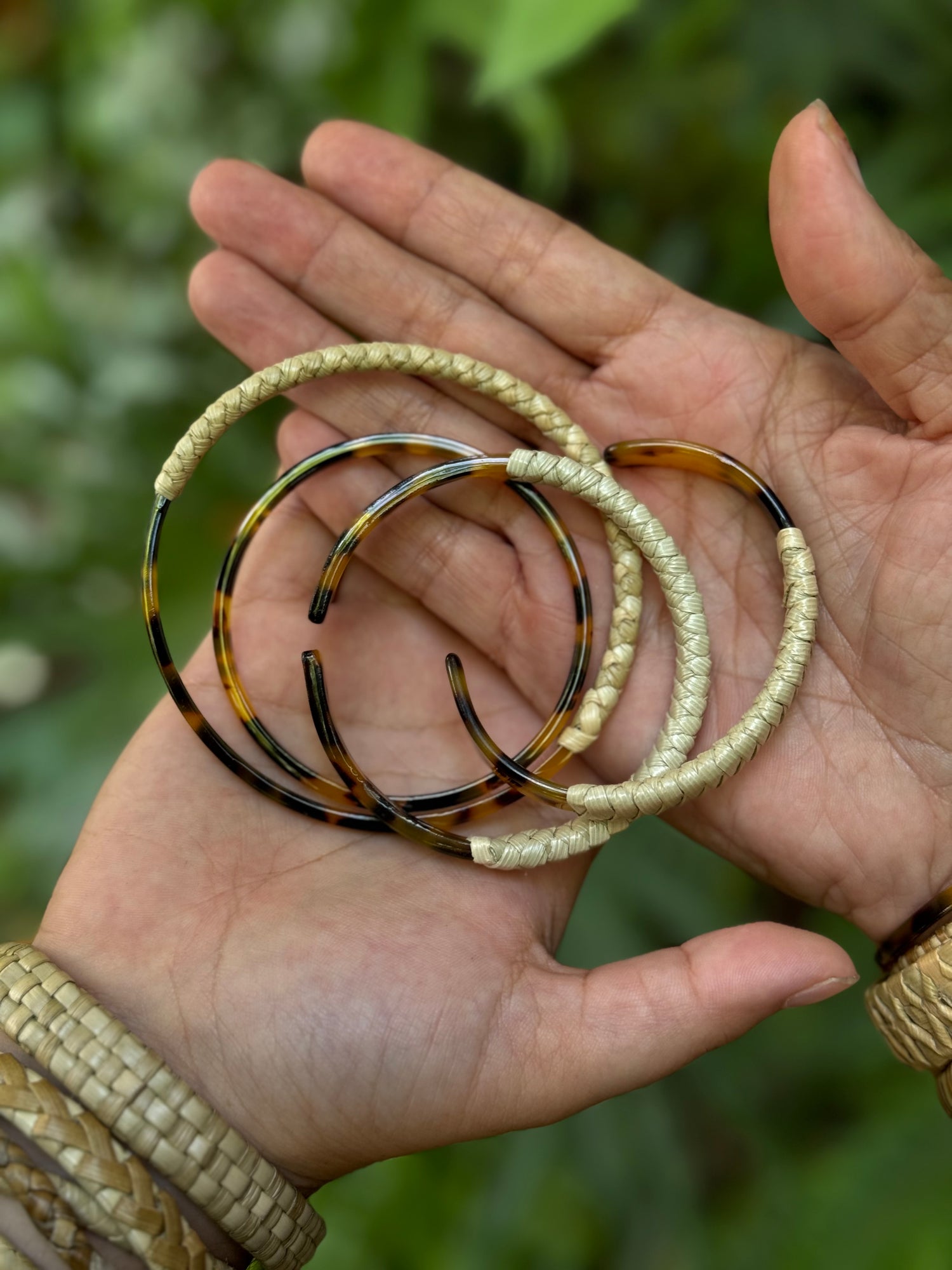 Lauhala tortoise special mix bangles
