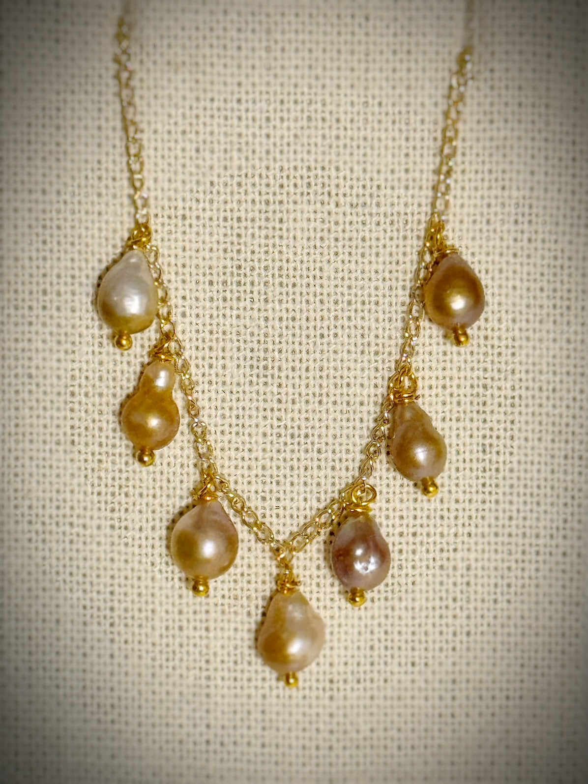 Akoya sunshine pearls dangle necklace on gold chain 16”