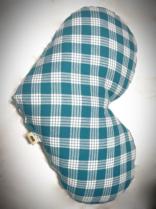 Teal Palaka uluna pu’uwai “heart pillow”