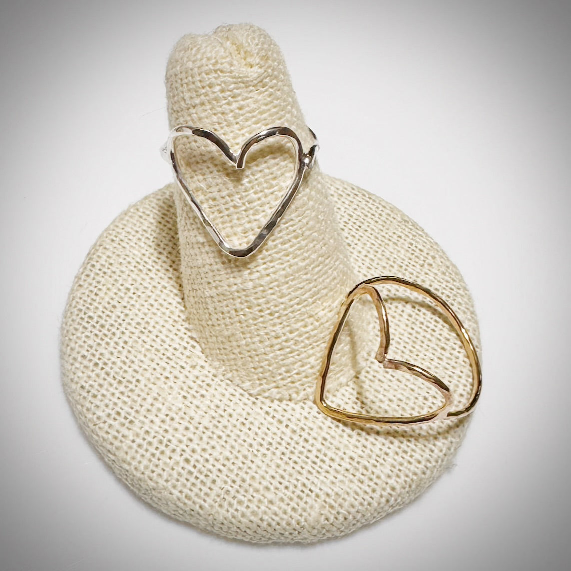 Silver pu’uwai hammered ring