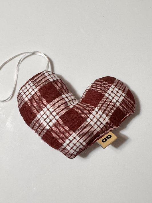 Brown Palaka ornament pu’uwai “heart ornament ”