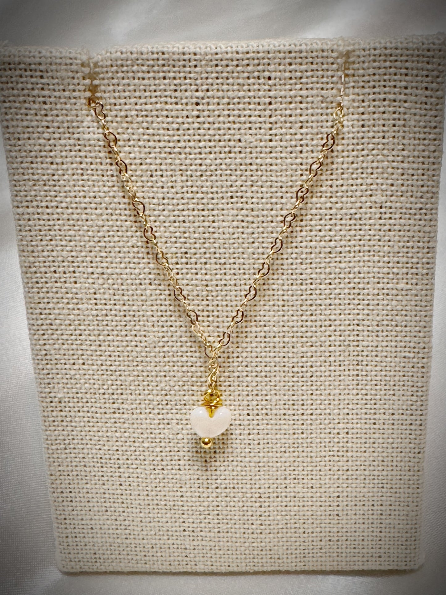 White mother of pearl heart dainty necklace