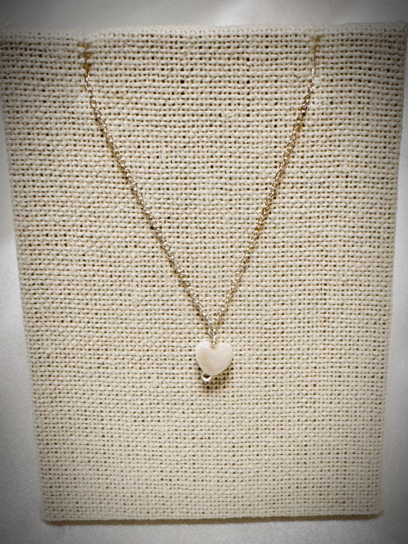 White mother of pearl heart dainty necklace