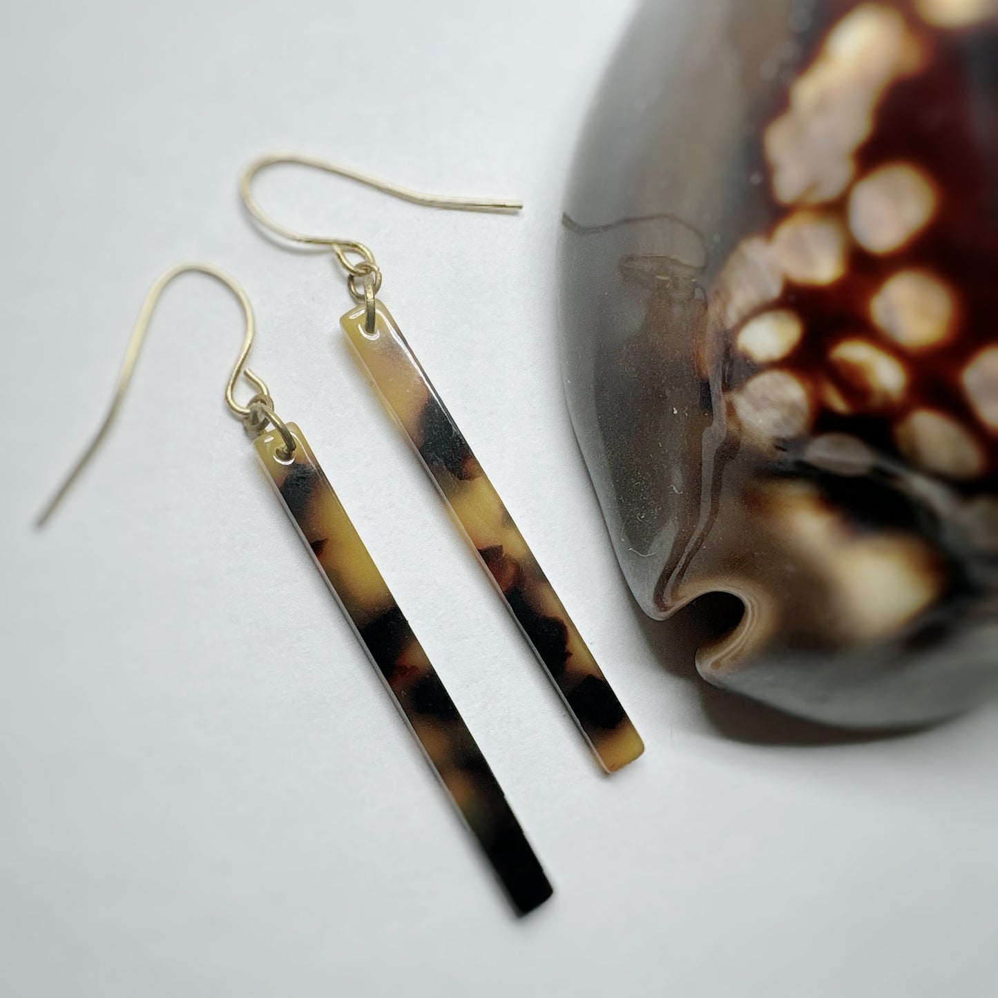 Tortoise colored dainty dangle stick earring