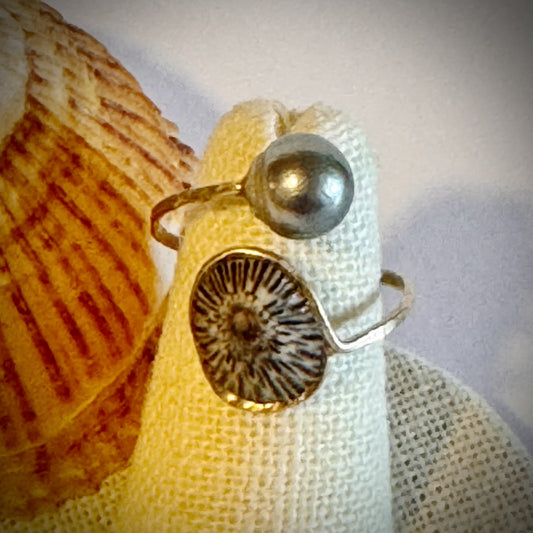 ‘Opihi with Tahitian pearl gold cuff adjustable shell ring