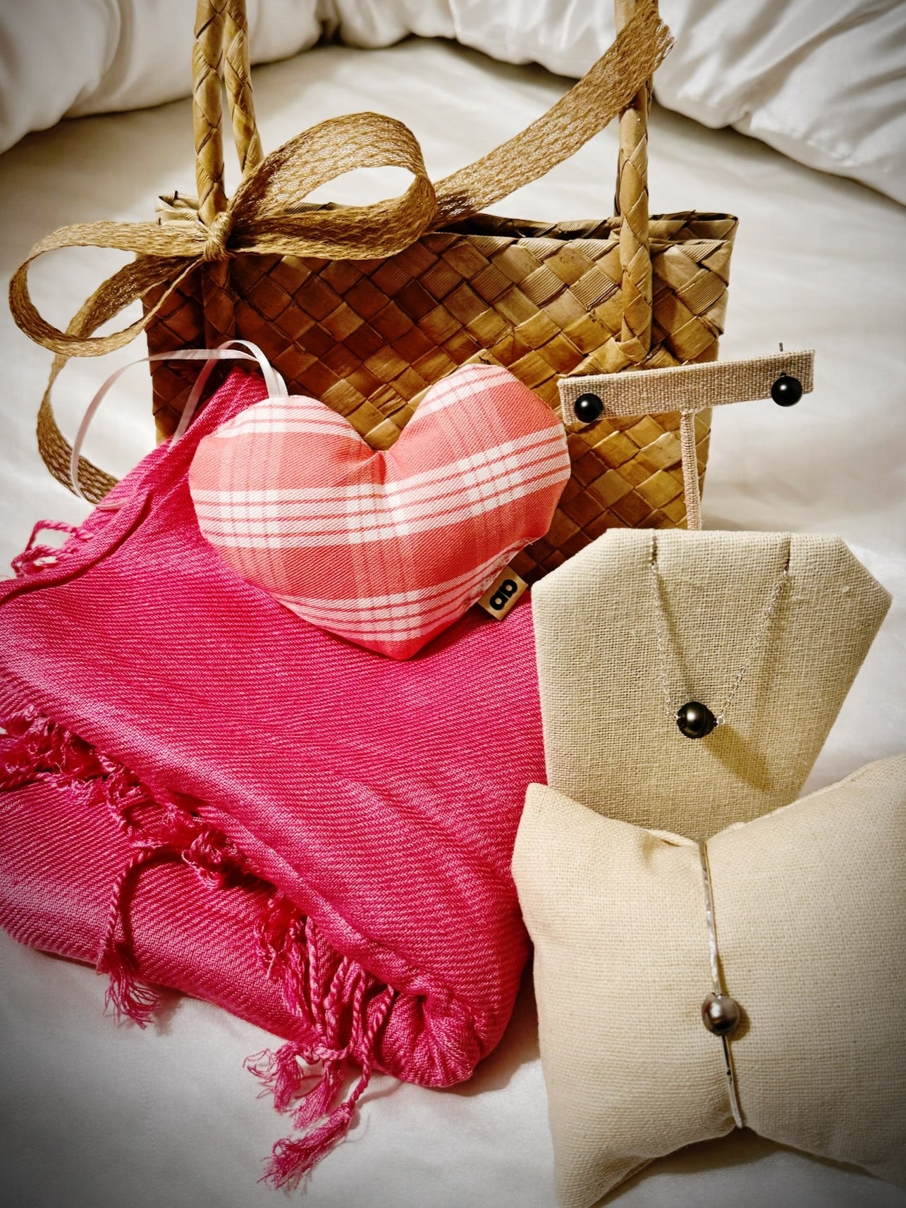 Coral Palaka sterling silver Tahitian pearl gift set