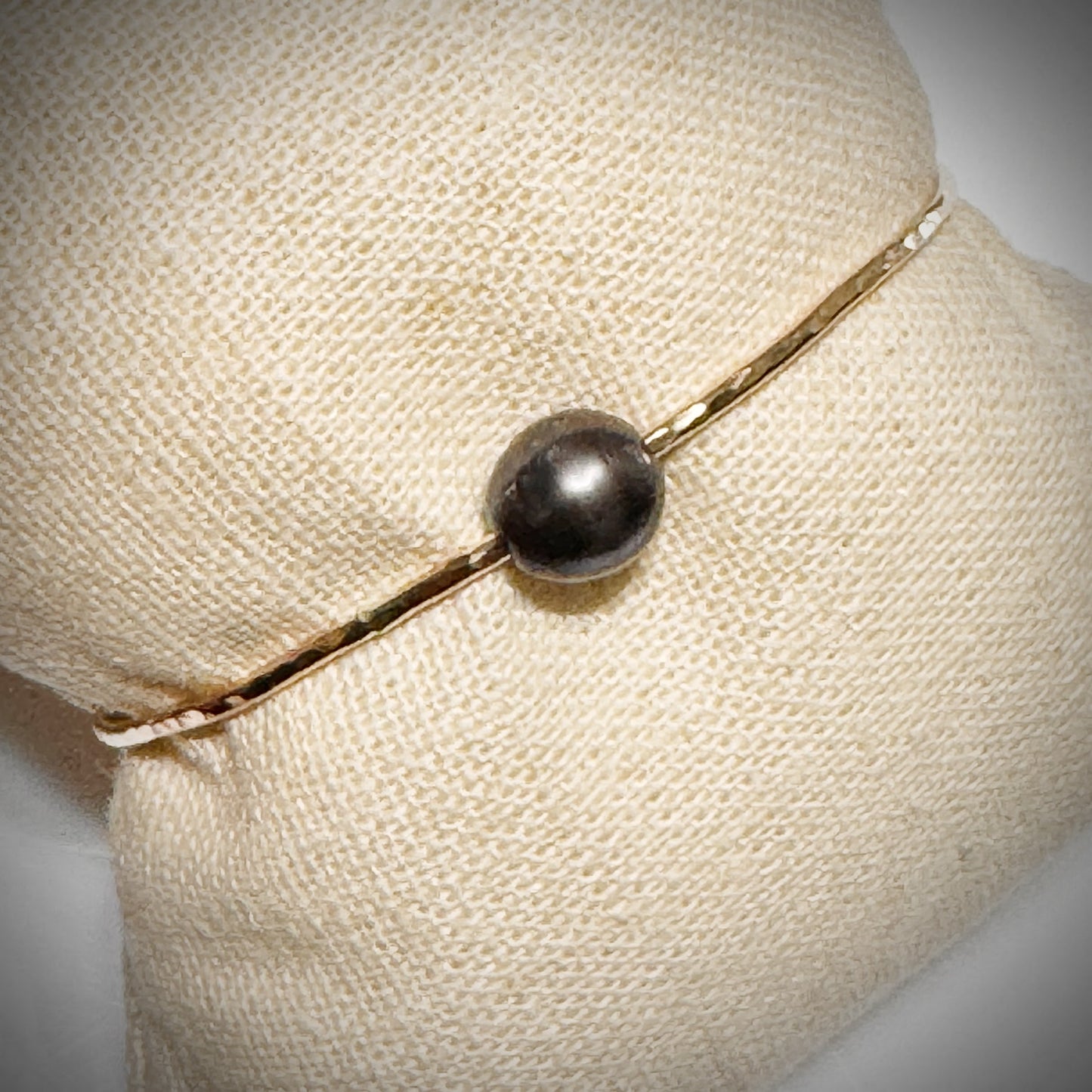 Tahitian pearl gold bangle