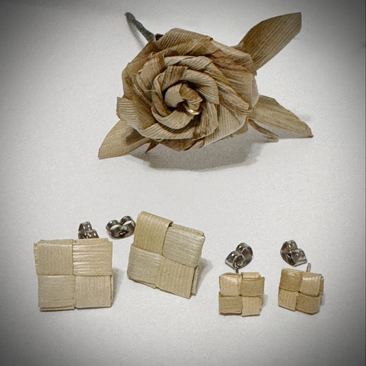 Lauhala woven box studs