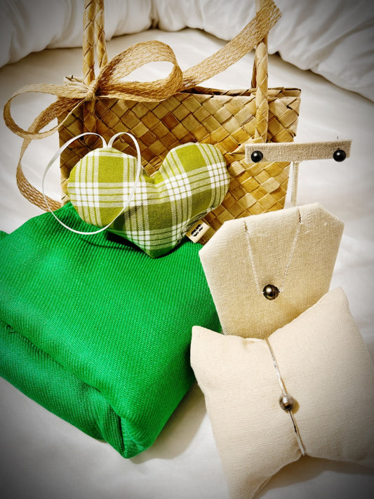 Sage Palaka sterling silver Tahitian pearl gift set