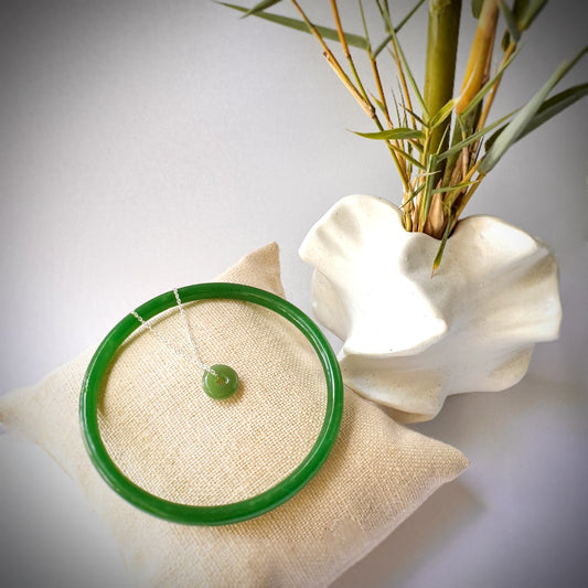Jade dainty bangle and doughnut shape pendant set-dark green