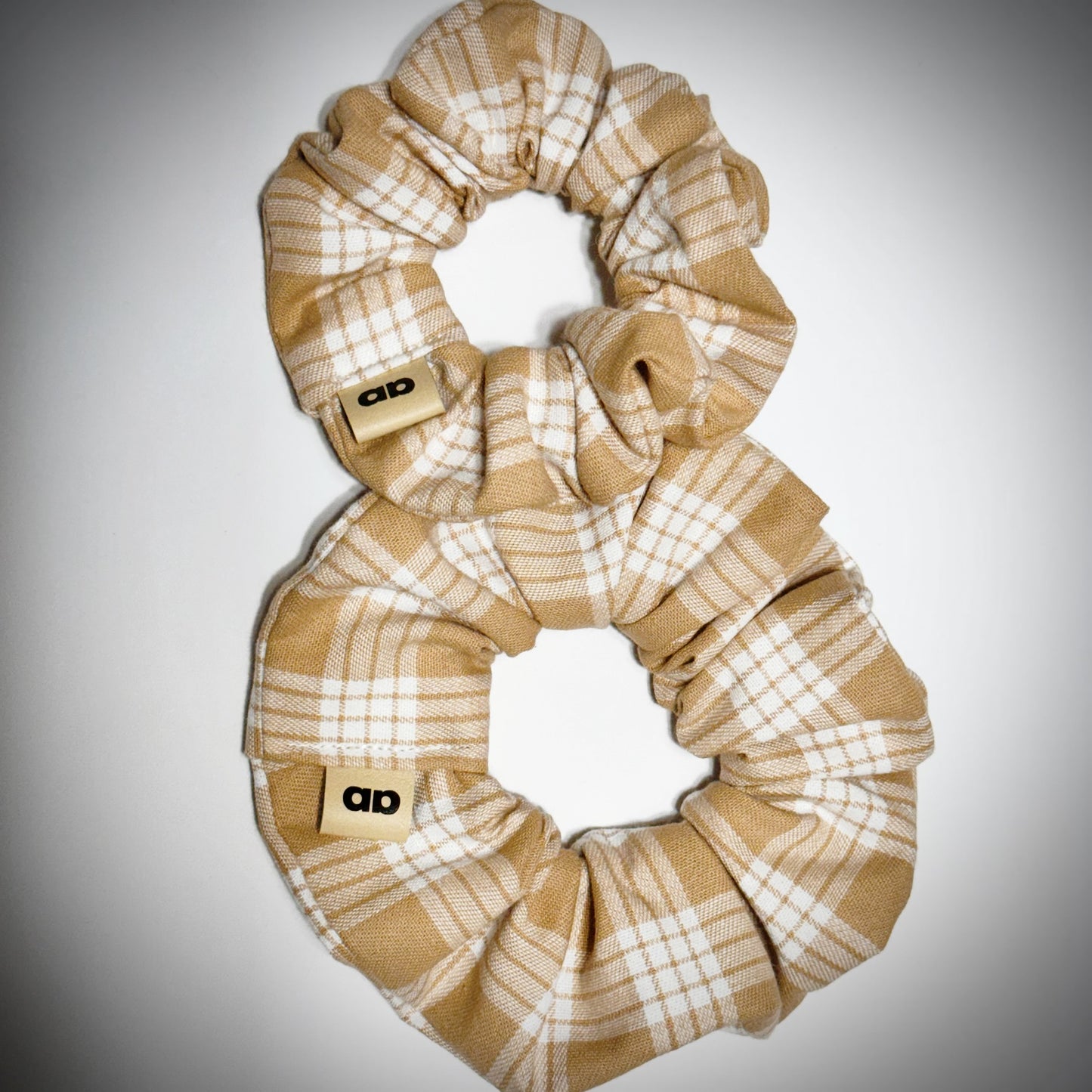 Sand Palaka scrunchie