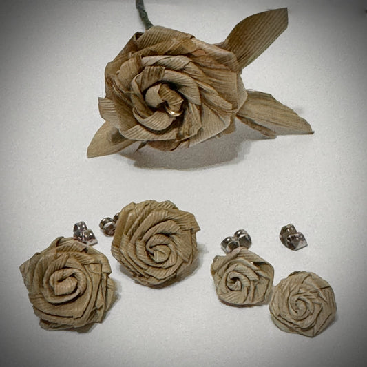 Lauhala dainty rose studs