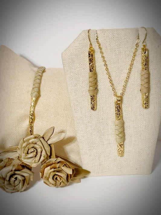 Lauhala woven gold Hawaiian floral set