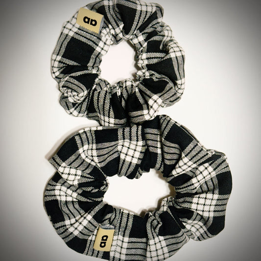 Black Palaka scrunchie