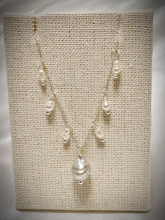 Tahitian silver pearl with White freshwater pearls dangle necklace on silver chain 18”