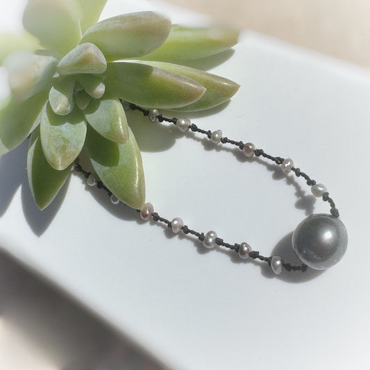 Natural mini and extra large freshwater pearl knotted choker